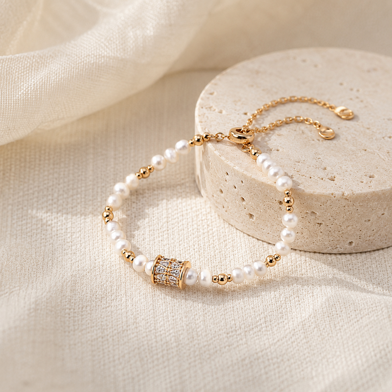 Vintage Gold Fortune Turn Pearl Bracelet with adjustable extender chain