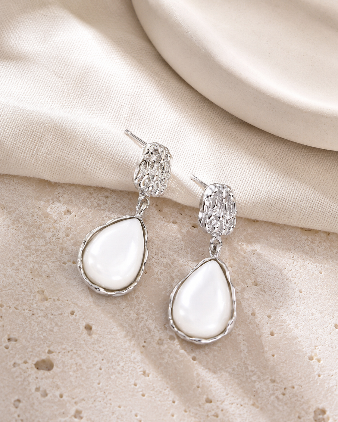 Silver Mother of Pearl earrings detail